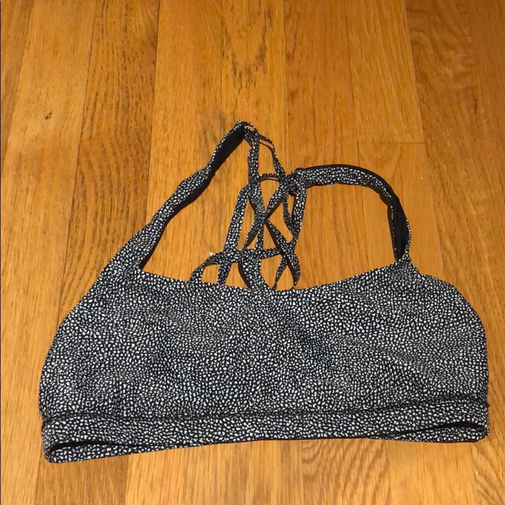 Lulu lemon sports bra